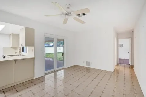 1236 Nw 15th Street Boca Raton FL 33486