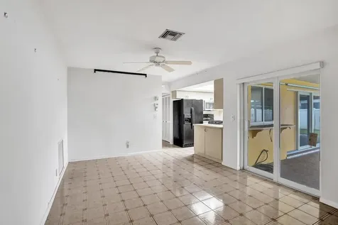 1236 Nw 15th Street Boca Raton FL 33486