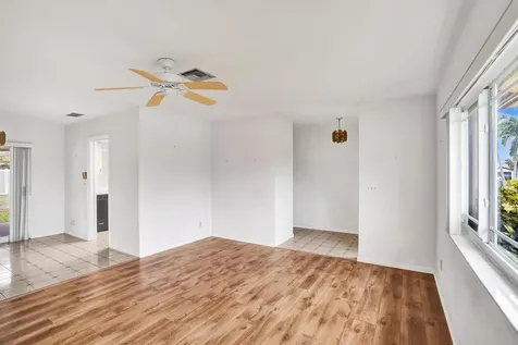 1236 Nw 15th Street Boca Raton FL 33486