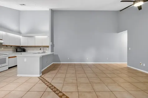 1152 Summit Trail Circle West Palm Beach FL 33415