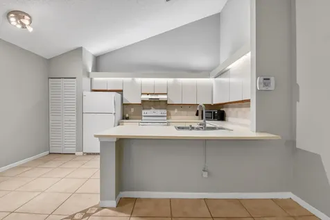 1152 Summit Trail Circle West Palm Beach FL 33415