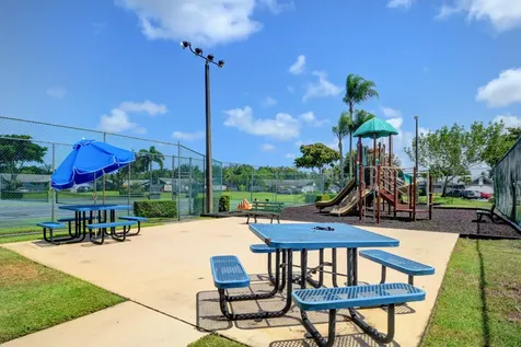 1152 Summit Trail Circle West Palm Beach FL 33415