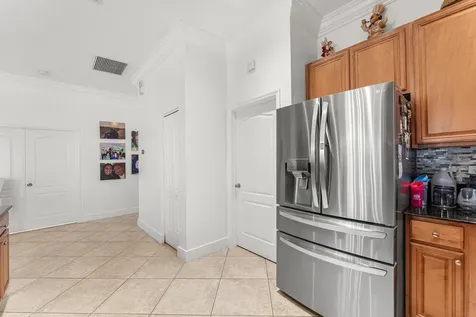 139 Berenger Walk Royal Palm Beach FL 33414