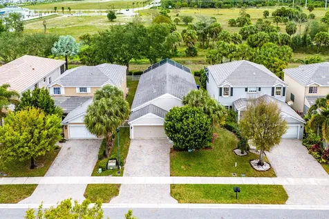 139 Berenger Walk Royal Palm Beach FL 33414