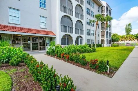 250 NE 20th Street Boca Raton FL 33431