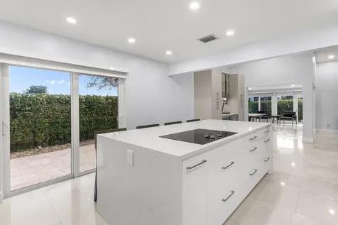 2105 Nw 12th Street Delray Beach FL 33445