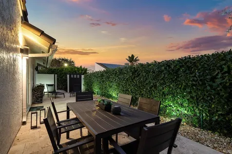 2105 Nw 12th Street Delray Beach FL 33445