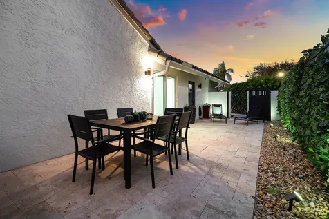 2105 Nw 12th Street Delray Beach FL 33445
