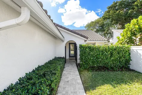 2105 Nw 12th Street Delray Beach FL 33445