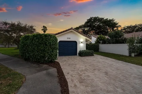 2105 Nw 12th Street Delray Beach FL 33445