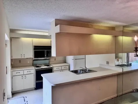 217 Live Oak Lane Boynton Beach FL 33436
