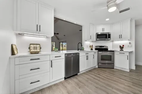 6893 Se Bunker Hill Drive Hobe Sound FL 33455
