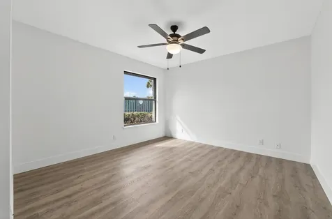 6893 Se Bunker Hill Drive Hobe Sound FL 33455