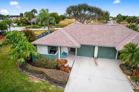 6893 Se Bunker Hill Drive Hobe Sound FL 33455