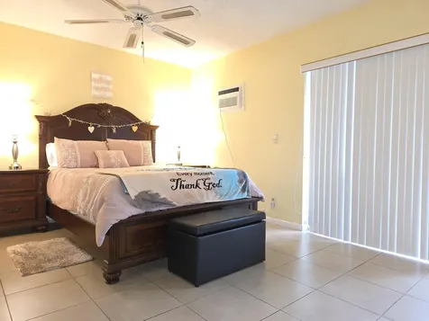 204 Kent L West Palm Beach FL 33417