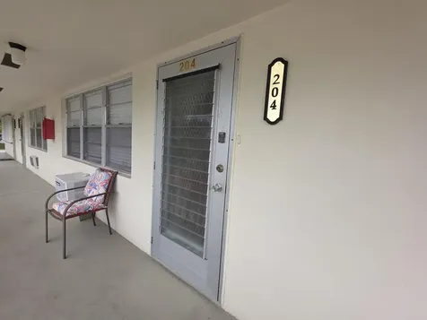 204 Kent L West Palm Beach FL 33417