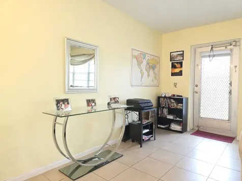 204 Kent L West Palm Beach FL 33417