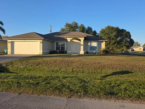 501 Sw Twig Avenue Port Saint Lucie FL 34983