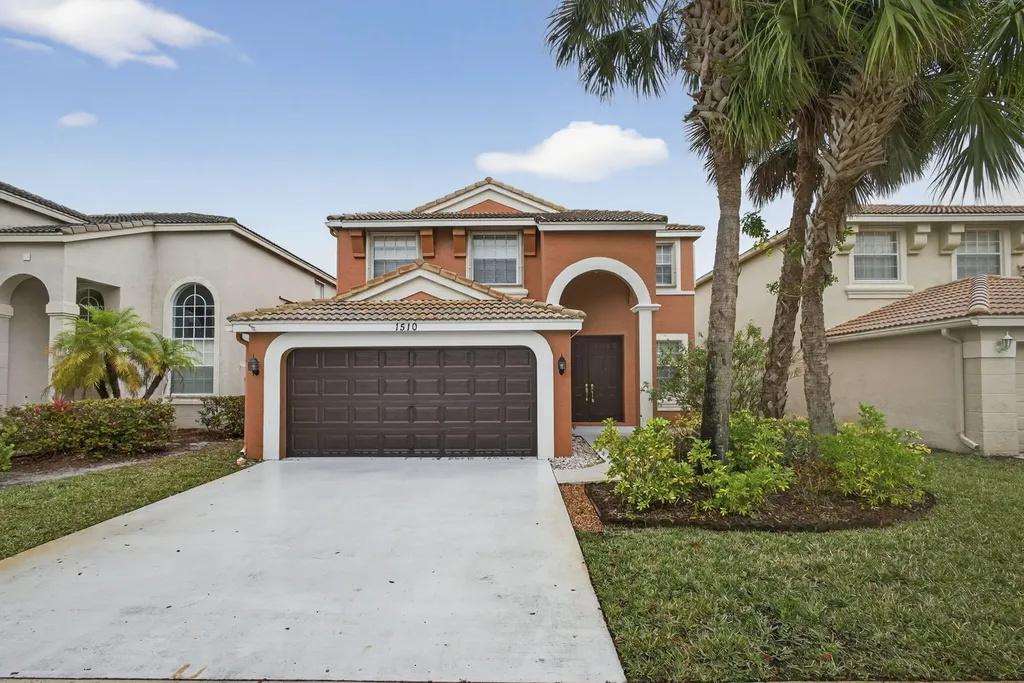 1510 Running Oak Lane Royal Palm Beach FL 33411