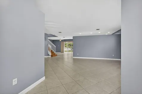 1510 Running Oak Lane Royal Palm Beach FL 33411