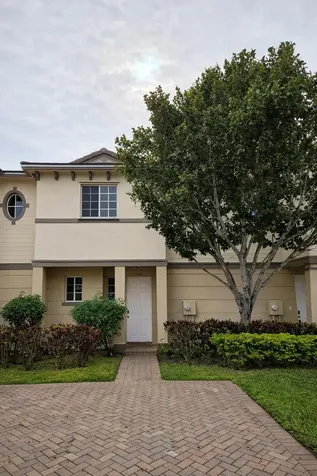 2035 Nassau Drive Riviera Beach FL 33404