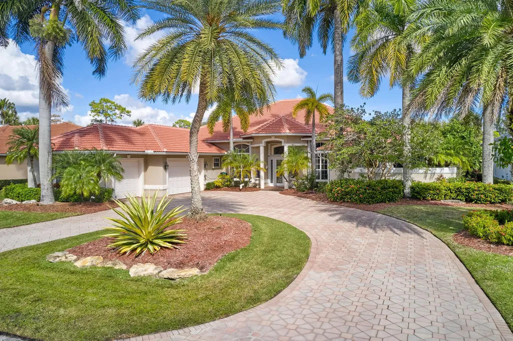 8444 Ironhorse Court West Palm Beach FL 33412