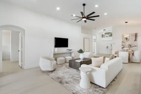 6518 Via Trento Delray Beach FL 33446