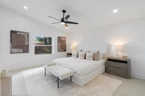 6518 Via Trento Delray Beach FL 33446