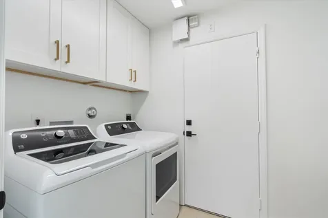 6518 Via Trento Delray Beach FL 33446