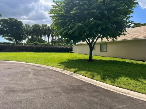6518 Via Trento Delray Beach FL 33446