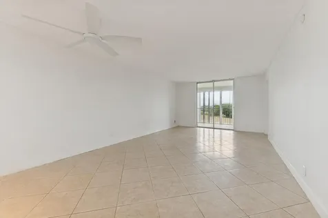 6161 NW 2nd Avenue Boca Raton FL 33487