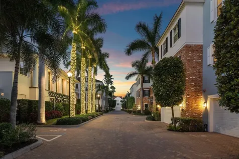 343 E Cannery Row Circle Delray Beach FL 33444