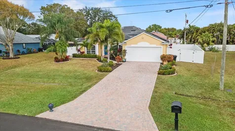 3215 Se West Snow Road Port Saint Lucie FL 34984