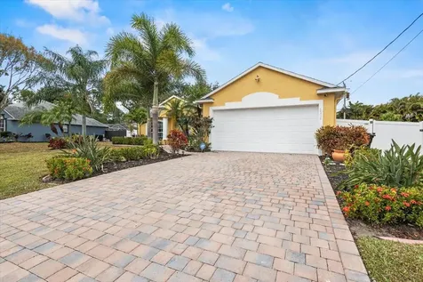 3215 Se West Snow Road Port Saint Lucie FL 34984