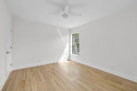 7290 Kinghurst Drive Delray Beach FL 33446