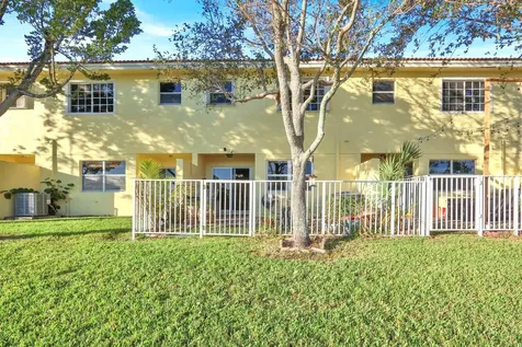944 Imperial Lake Road West Palm Beach FL 33413