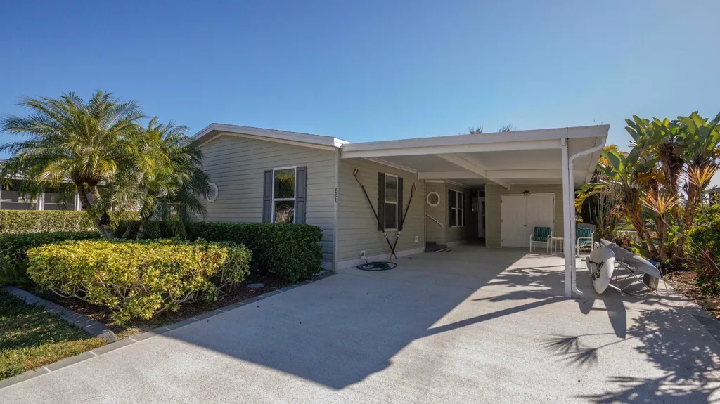 2825 Eagles Nest Way Port Saint Lucie FL 34952