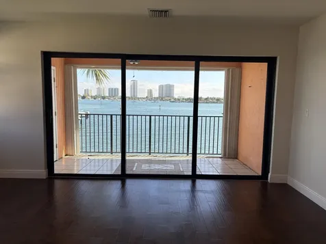 360 Wilma Circle Riviera Beach FL 33404