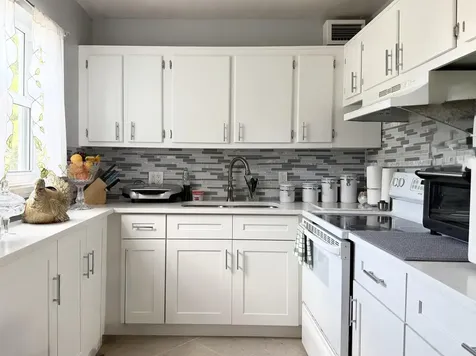240 Northampton L West Palm Beach FL 33417