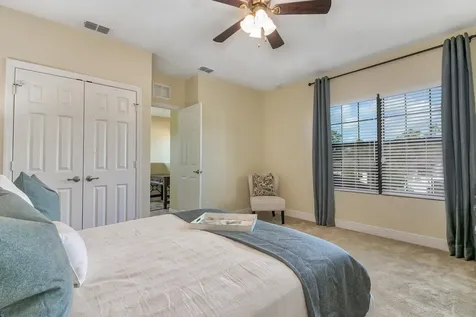 220 SE Via Visconti Port Saint Lucie FL 34952
