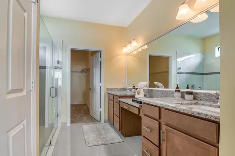 220 SE Via Visconti Port Saint Lucie FL 34952