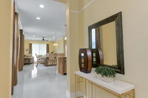 220 SE Via Visconti Port Saint Lucie FL 34952