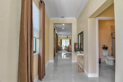 220 SE Via Visconti Port Saint Lucie FL 34952