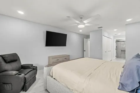 8137 Windgate Drive Boca Raton FL 33496