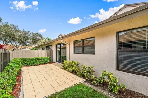 8137 Windgate Drive Boca Raton FL 33496