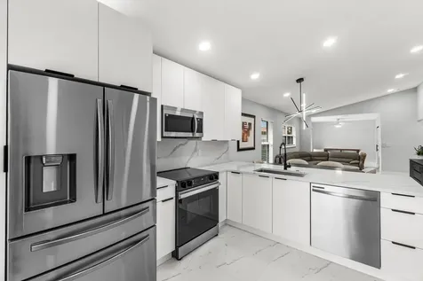 8137 Windgate Drive Boca Raton FL 33496