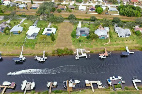2606 SW River Shore Drive Port Saint Lucie FL 34984