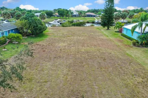2606 SW River Shore Drive Port Saint Lucie FL 34984