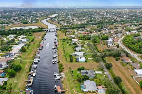 2606 SW River Shore Drive Port Saint Lucie FL 34984