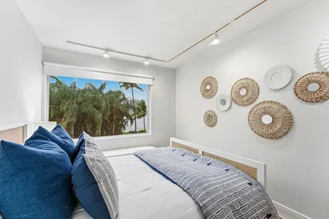 44 Cocoanut Row Palm Beach FL 33480